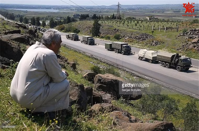 Theo kế hoạch các đơn vị công binh Nga sẽ tiến hành các hoạt động hỗ trợ nhân đạo, rà phá bom mìn và giúp Syria tái thiết lại thành phố Palmyra. Tuy niên Bộ Quốc phòng Nga lại không công bố sẽ triển khai bao nhiêu quân tại thành phố này. Nguồn ảnh: Sina