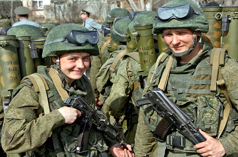 Súng phóng lựu nhiệt áp RPO-A Shmel được Cục thiết kế khí cụ Tula phát triển từ năm 1980 và được Quân đội Liên Xô đưa vào trang bị từ cuối những năm 1980. RPO-A Shmel được phát triển dựa trên phiên bản RPO Shmel trước đó với việc cải thiện sức mạnh hỏa lực và giảm trọng lượng của súng.