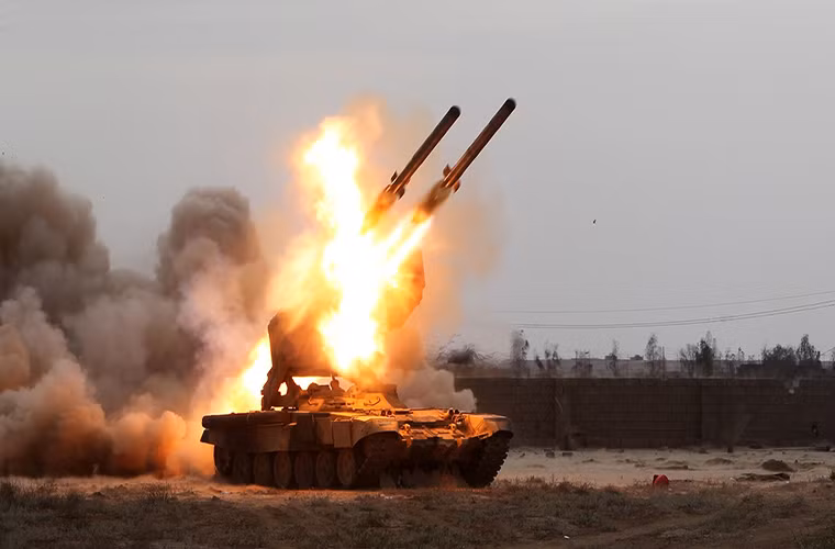 Hiện tại Quân đội Iraq có trong biên chế ít nhất 12 tổ hợp TOS-1A còn đối với Syria con số này khá khiêm tốn dưới 10 tổ hợp, trong khi đó phạm vi tham chiến lại quá lớn.