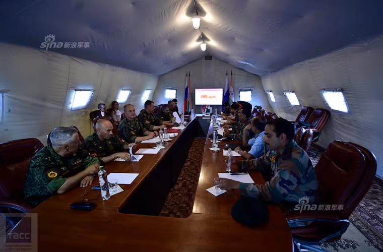 Anh: Nga-An chuan bi cho dot tap tran lon nhat trong nam