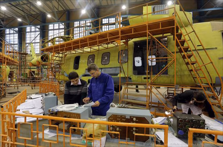 Dù vậy Nga tuyên bố vẫn sẽ tiếp tục chương trình sản xuất Mi-38 với mẫu động cơ nội địa mới do nước này tự sản xuất và từ năm 2003 cho tới nay đã có ít nhất 5 nguyên mẫu Mi-38 được Nga chế tạo.