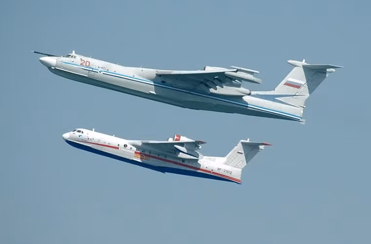 Ngoài A-42, Beriev vẫn còn một dòng thủy phi cơ khác dành được sự quan tâm rất lớn từ chính phủ Nga là Be-200. Ngoài phục vụ cho các mục đích quân sự Be-200 còn có khả năng được sử dụng cho các hoạt động dân sự như tìm kiếm cứu nạn, chữa cháy và chở khách thương mại.