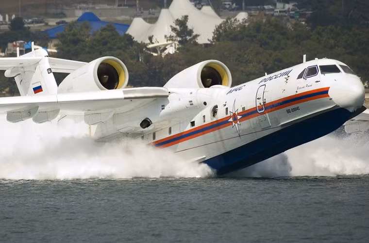 Có thể nói, Be-200 có thể là dòng máy bay thủy phi cơ thành công tiếp theo của Beriev sau Be-12 khi nó bắt đầu được đưa vào sử dụng rộng rãi nhất là khi hiệu quả của dòng máy bay này được chứng minh tại Bồ Đào Nha và Hy Lạp vào 2007.