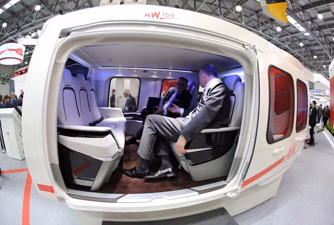 Bên trong trực thăng AgustaWestland AW169 (Nguồn: Itar-tass).