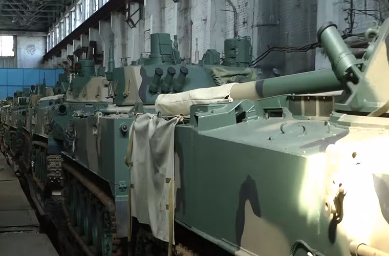 Các đơn vị VDV của Nga tiếp nhận những chiếc BMD-4M đầu tiên vào tháng 3/2015 và cho tới nay con số này đã bao gồm 250 chiếc bao gồm BMD-4M và BTR-MDM. Đầu năm nay Nga cũng đã tiếp nhận thêm 33 chiếc BMD-4M từ Kurganmashzavod.