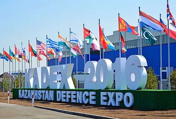 Triển lãm KADEX 2016 để lại ấn tượng sâu sắc trong du khách thăm quan. Tại đợt này, Kazakhstan đã ký kết được nhiều hợp đồng quan trọng và nhiều biên bản ghi nhớ hợp tác với các đối tác nước ngoài (Nguồn: Azenews.az).