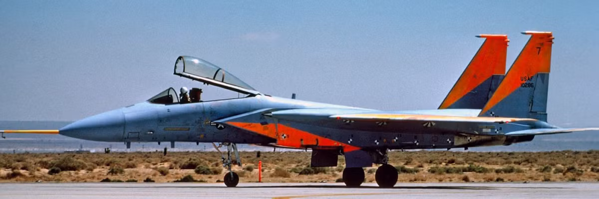 F-15A-3 (c/n 71-0286): Bay lần đầu tiên vào ngày 14 tháng 6 năm 1973 và được sử dụng để thử nghiệm vũ khí và kiểm tra khả năng mang các thùng nhiên liệu phụ.