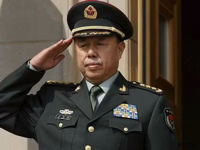 TQ xay dung trai phep 5 hai dang o quan dao Truong Sa