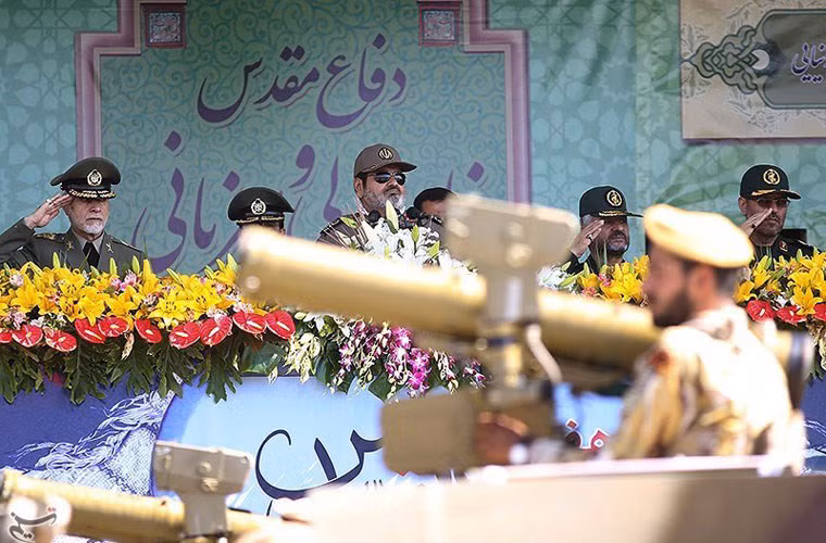 Trong khi đó Iran bắt đầu sản xuất các tổ hợp tên lửa chống tăng dẫn đường 9M113 Konkurs từ năm 1999 với cái tên Tosan-1 với khoảng 2.900 đơn vị được chế tạo trong suốt 16 năm. Giống như 9K111 Fagot, ngoài việc sản xuất các tổ hợp tên lửa chống tăng cá nhân Iran còn trang bị 9M113 Konkurs trên các phương tiện chiến đấu cơ giới của nước này.