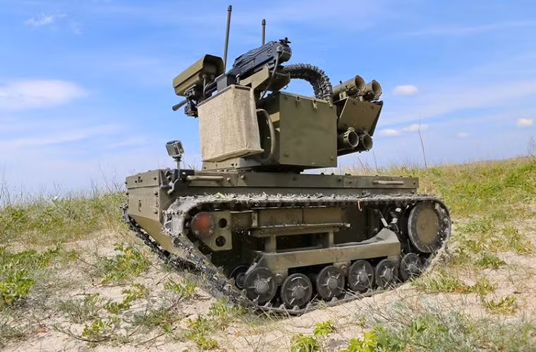 Để ngày càng hoàn thiện Platform-M Quân đội Nga thậm chí còn cho phép mẫu robot chiến đấu này tham chiến trực tiếp trên chiến trường tại Syria với vai trò trinh sát cho các đơn vị bộ binh thuộc Quân đội chính phủ Syria.