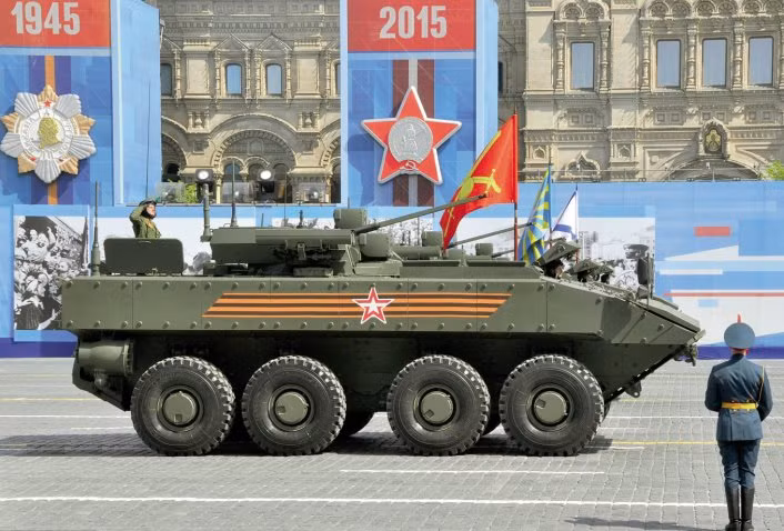 Nam 2019, Nga se trang bi xe boc thep Boomerang-Hinh-2