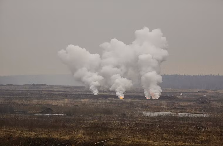 Theo đại diện của Bộ tư lệnh Quân khu phía Tây Nga đây chỉ là một trong những hoạt động huấn luyện diễn tập thường niên của Sư đoàn Kantemirovsky nhằm nâng cao khả năng sẵn sàng chiến đấu. Nguồn ảnh: Yevgeny Kel – Bộ Quốc phòng Nga.