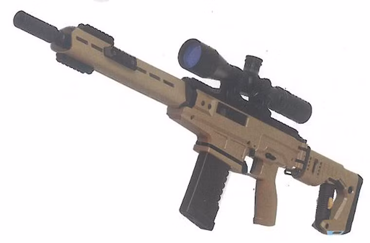 Thiết kế của súng bắn tỉa SVD đã quá lỗi thời và dù có được nâng cấp thì tính năng của nó cũng không được cải thiện nhiều cho lắm, còn SK-16 lại hoàn toàn khác với thiết kế tương tự như các dòng súng trường hiện đại của Phương Tây. Trong ảnh được cho là nguyên mẫu đầu tiên của SK-16.