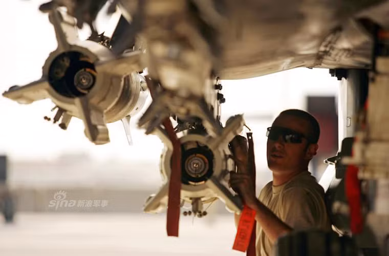 Tương lai của Bagram phụ thuộc khá nhiều vào kế hoạch rút quân của Mỹ khỏi Afghanistan. Trước đó vào năm 2015 Tổng thống Barack Obama cũng tuyên bố sẽ rút toàn bộ binh sĩ nước này khỏi Afghanistan vào cuối năm 2016 tuy nhiên kế hoạch này bị tạm hoãn cho đến cuối năm 2017.