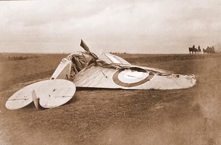 Và số phận của nó sau chuyến bay.