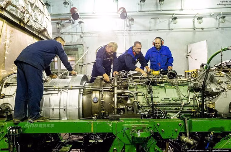 Hình ảnh một đợt thử nghiệm tĩnh đối với động cơ đẩy NK-14ST do Kuznetsov chế tạo.