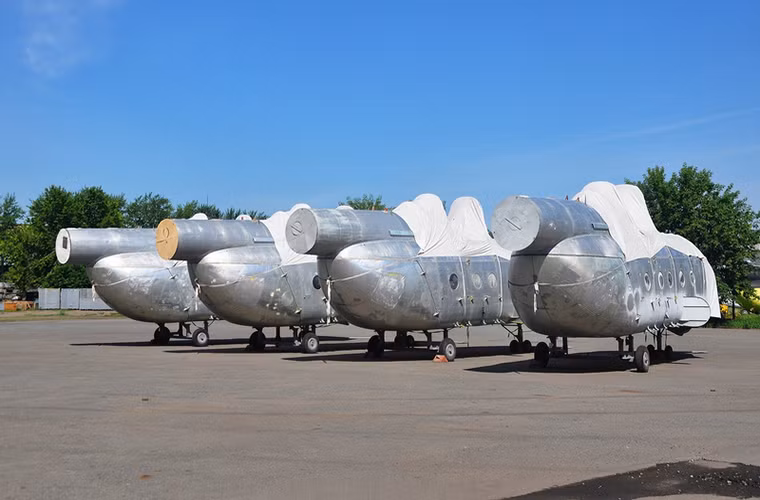 Hiện tại ngoài các hợp đồng nước ngoài, nhà máy Omsk còn phụ trách sửa chữa và đại tu phi đội trực thăng Mi-8 của Bộ Tình trạng Khẩn cấp Kazakhstan với các biến thể Mi-8AMT (Mi-171/Mi-172) - UP-Mi705.