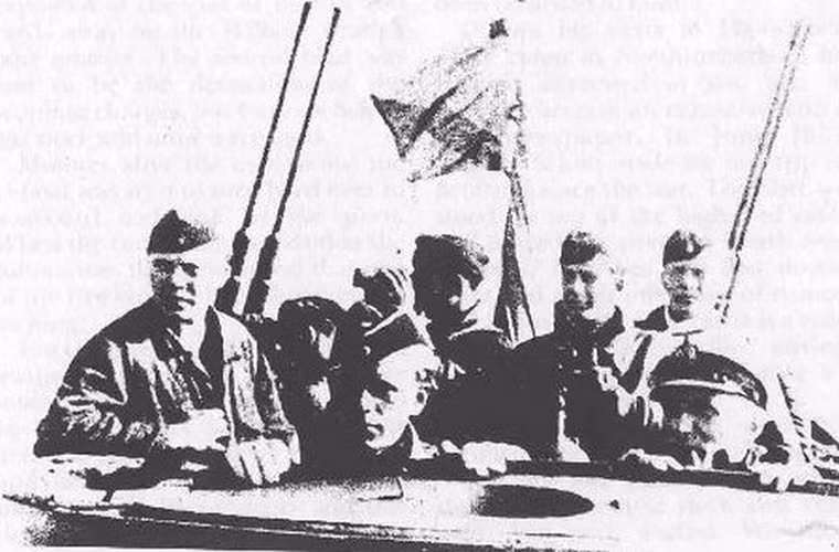 Sự cố trên đã khiến 4 thủy thủ của tàu U-1206 thiệt mạng trong đó 3 thủy thủ do chết đuối và 1 thủy thủ còn lại bị bắn chết trong đợt tấn công của Quân Đồng Minh, 46 người sống sót bị bắt làm tù binh trong đó có cả thuyền trưởng Schlitt. Và phải đến tận năm 1970 người ta mới phát hiện ra xác tàu U-1206 ngoài khơi Scotland.