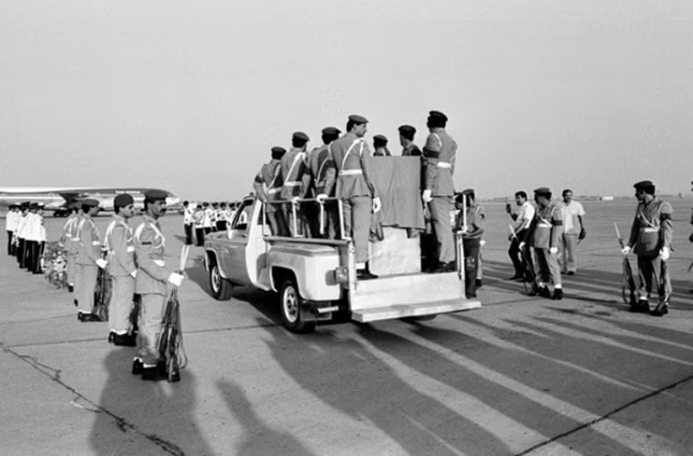 Với quân số 90.900 binh sĩ cùng ngân sách 8,6 tỷ USD mỗi năm nhưng chừng đó chưa bao giờ là đủ để UN có thể duy trì nền hòa bình mong manh trên thế giới. Thậm chí nhiều ý kiến cho rằng vai trò của UN đang ngày càng trở nên mờ nhạt.