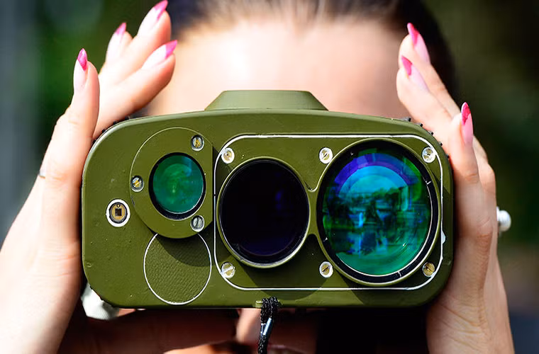 Và cả việc làm quen với các thiết bị quân sự hiện đại của Quân đội Nga.