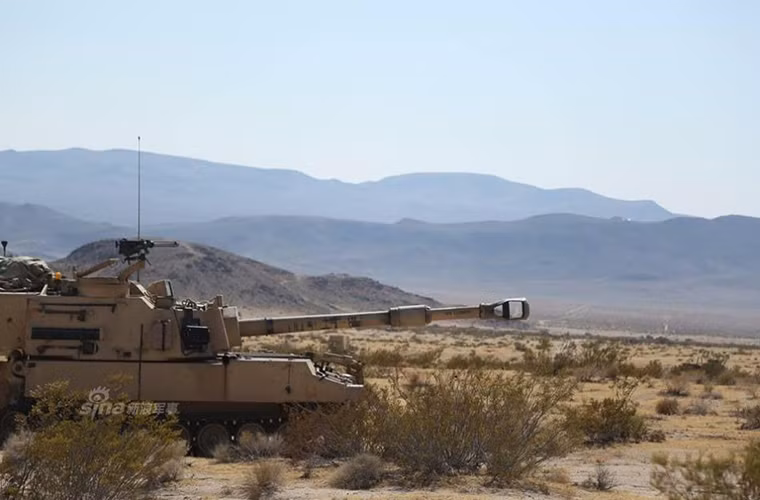 So với các phiên bản trước M109A5 có tầm bắn hiệu quả lên tới 22km với đạn thông thường hoặc có thể đạt tới 30km với đạn tăng tầm. Ngoài ra nó còn được trang bị các loại đạn pháo thông minh có khả năng tấn công chính xác mục tiêu với độ sai lệch chỉ vài mét.