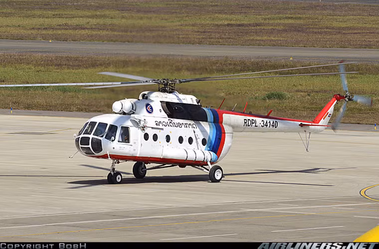 Hiện tại Tổng công ty trực thăng Nga là một trong ít các công ty chuyên cung cấp và hổ trợ dịch vụ kỹ thuật hàng không ở khu vực Đông Nam Á. Nhiều khả năng những chiếc Mi-17 của Lào sẽ do Liên doanh dịch vụ kỹ thuật hành không HELITECHCO giữa Nga và Việt Nam đảm nhận. HELITECHCO được thành lập vào năm 1994 theo một thỏa thuận hợp tác kỹ thuật quân sự giữa Moscow và Hà Nội.