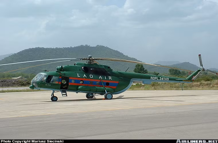 Theo đó các chuyên gia của Rostec sẽ sang Lào hổ trợ nước này đại tu hai chiếc Mi-17-1B và nâng cấp hai chiếc Mi-17 lên biến thể Mi-17-1B. Được biết Không quân Lào bắt đầu đưa vào trang bị các dòng trực thăng vận tải do Nga sản xuất từ những năm 1990 với hợp đồng đầu tiên vào năm 1996 gồm 12 chiếc trực thăng vận tải đa năng Mi-17.