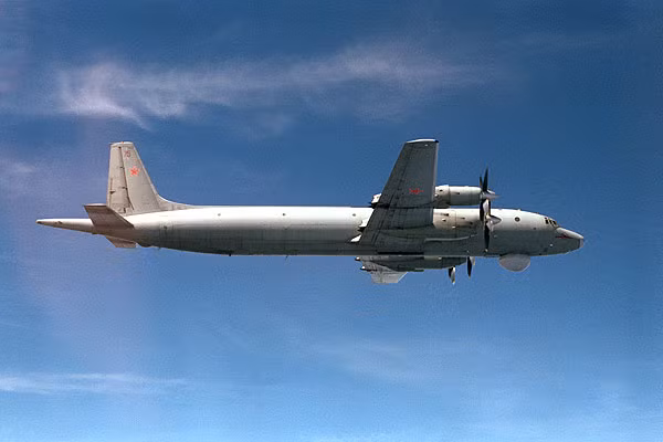 Zagon-2 có chiều dài 150 cm và có thể phát hiện tàu ngầm địch từ khoảng cách xa 450 mét đang di chuyển ở độ sâu lên tới 600 mét. Loại bom này cũng có thể được thả từ loại các loại máy bay chống ngầm IL-38 và Tu-42M (Ảnh: Naval-technology.com).