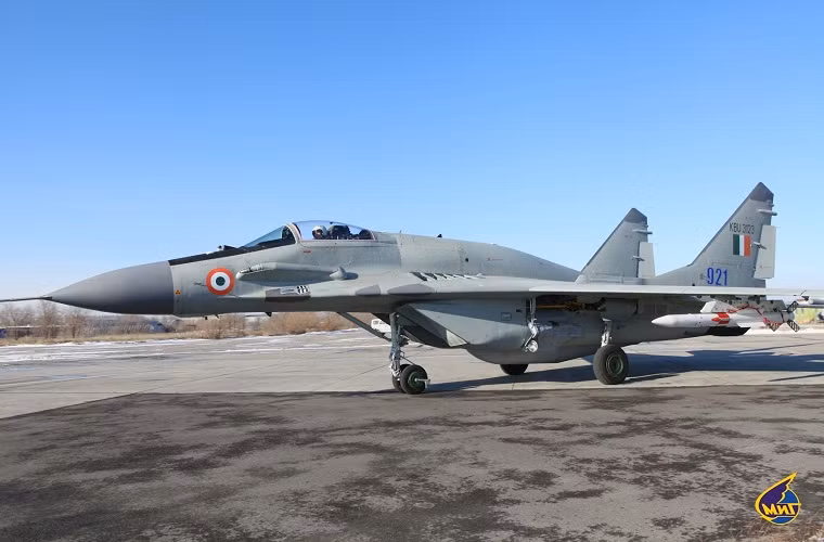 Một lợi thế nữa của MiG-29 Ai Cập là việc nó kế thừa được một phần nào đó thành quả phát triển của Nga từ chương trình Sukhoi Su-30MKI và MiG-29K/KUB dành cho Ấn Độ. Vào thời điểm đó Ấn Độ đã bỏ không ít tiền để hiện đại hóa số MiG-29 mua từ Nga vốn được xem là lỗi thời.