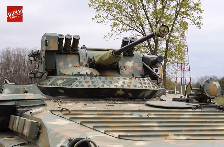 ZTM là module tháp pháo tự động được trang bị trên hầu hết các dòng xe bọc thép của Quân đội Ukraine. Ngoài pháo tự động 30mm nó còn được trang bị súng máy đồng trục 7.62mm và 2 tên lửa chống tăng dẫn đường.