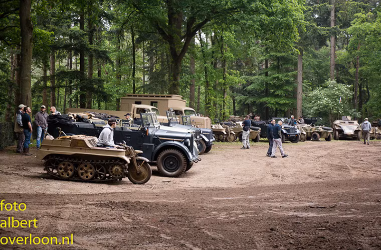 Militracks Overloon là sự kiện thường niên được ban quản lý của Bảo tàng Overloon tổ chức dành cho các du khách yêu thích công nghệ quân sự được sử dụng trong Chiến tranh Thế giới thứ 2. Du khách tham gia sự kiện này sẽ có cơ hội lái thử hoặc trải nghiệm cảm giác đi trên các phương tiện quân sự do phát xít Đức hoặc quân Đồng Minh sử dụng trước đây.