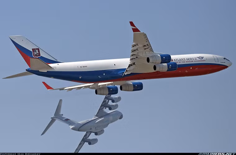 May bay cho khach Il-96-400 se thanh 