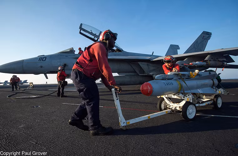 Hệ thống vũ khí phòng vệ trên tàu USS John C. Stennis gồm các hệ thống tên lửa phòng không trên hạm tầm ngắn RIM-7 Sea Sparrow, RIM-16 RAM và hệ thống vũ khí đánh chặn tầm gần Phalanx CIWS.