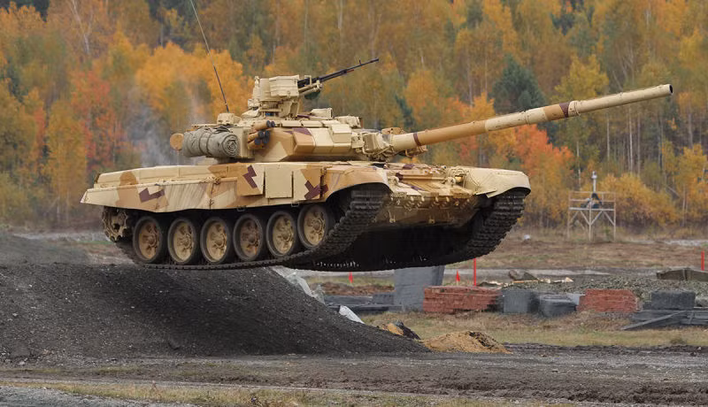 Dù Tehran tuyên bố không muốn mua T-90 từ Nga nhưng xét cho cùng thì xe tăng do Iran tự chế tạo còn khá xa mới có thể bắt kịp công nghệ xe tăng do Nga phát triển.