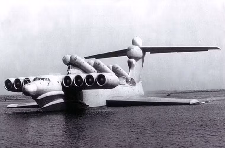 Nguyên mẫu Ekranoplan lớp Lun duy nhất còn sót lại sau sự tan rã của Liên Xô là MD-160, nó ngưng hoạt động từ cuối năm 1990 và từ đó cho tới nay vẫn được neo đậu tại một bến cảng hải quân ở Kaspiysk trên Biển Caspian.