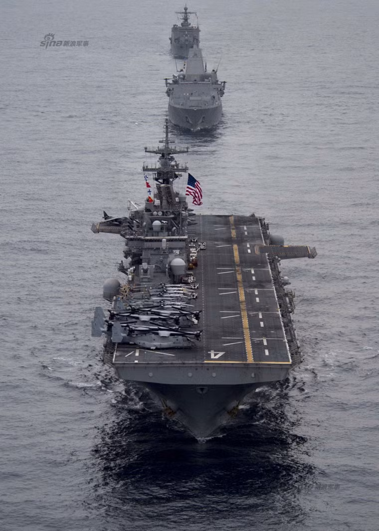 Cuộc tập trận còn có sự tham gia của tàu đổ bộ trực thăng lớp San Antonio.