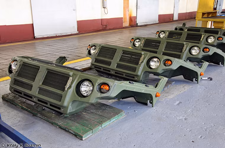 Theo giám đốc điều hành của Arzamas JSC Alexander Zolotarev, trong năm 2016 nhà máy này dự kiến sẽ sản xuất mới cũng như nâng cấp khoảng 916 xe bọc thép mới gồm các biến thể xe bọc thép chở quân BTR và Tiger-M.