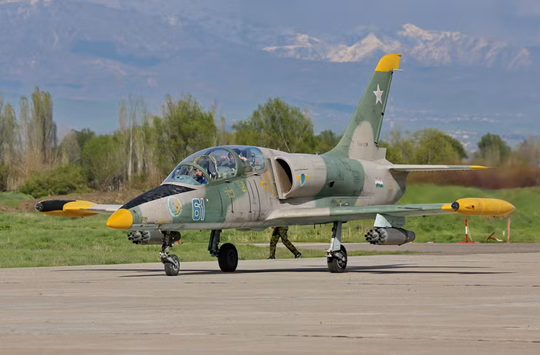 Kinh ngac chien dau co hien dai nhat cua Tajikistan