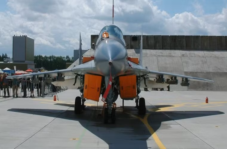 Biến thể MiG-29 hiện đại nhất hiện nay là MiG-29SMT của Nga với một loạt cải tiến đáng kể cho phép nó có thể phục vụ thêm nhiều thập kỷ nữa.
