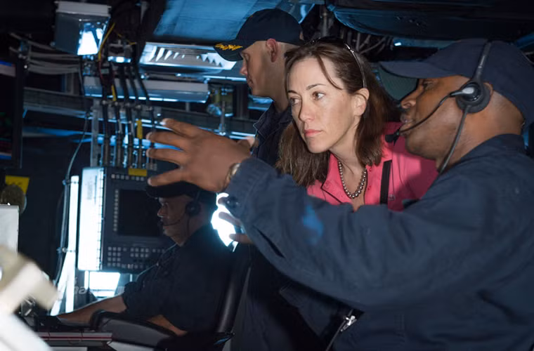 Tàu USS Coronado được Hải quân Mỹ đưa vào trang bị từ năm 2014 sau 5 năm đóng mới và thử nghiệm trên biển, nó có lượng giãn nước hơn 2.300 tấn và có thủy thủ đoàn chỉ 40 người.