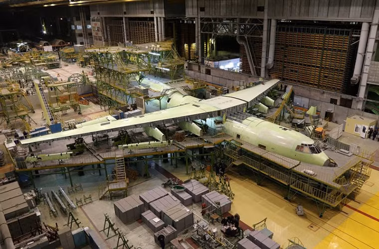 Tan mat kham pha noi tao ra “sieu” van tai co Il-476