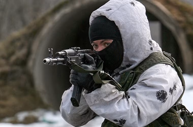 Sau khi xâm nhập thành công vào các khu vực này các đơn vị trinh sát sẽ có nhiệm vụ xác định các mục tiêu quan trọng cũng như những điểm yếu trong hệ thống phòng thủ của đối phương giúp các sư đoàn bộ binh cơ giới Nga dễ dàng hơn trong việc tấn công.