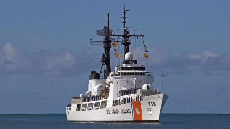 Philippines sap nhan tau chien khong lo...co mot khau phao