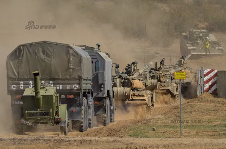 Được biết hiện tại Bộ Quốc phòng Nga đang có kế hoạch nâng cấp khoảng 400 chiếc T-90A của nước này lên biến thể T-90MS hiện đại hơn thay vì mua mới T-90MS, nhằm duy trì ngân sách để trang bị T-14 Armata trong tương lai gần.