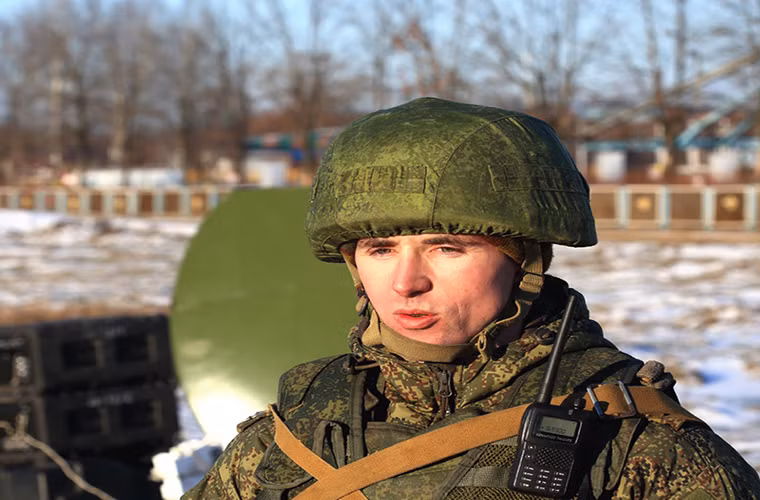 Theo sĩ quan chỉ huy buổi huấn luyện trên cho biết, hệ thống liên lạc vệ tinh di động mới của Nga cho phép thực hiện việc truyền tải dữ liệu và thực hiện các kênh liên lạc vô tuyến có độ bảo mật cao, nó cũng cho phép một đơn vị lính thủy đánh bộ xây dựng một trung tâm liên lạc vô tuyến ngay tại khu vực tác chiến.