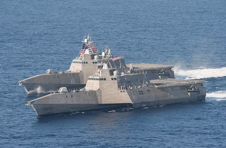 Theo tạp chí quân sự Jane’s, tàu chiến ven biển LCS USS Coronado thuộc lớp Independence đã hoàn tất việc nâng cấp hệ thống kiểm soát vũ khí mới cho phép con tàu này có thể triển khai các tên lửa chống hạm RGM-84D Harpoon Block 1C. Được biết, tên lửa Harpoon không nằm trong danh sách vũ khí tiêu chuẩn của các tàu lớp LCS.