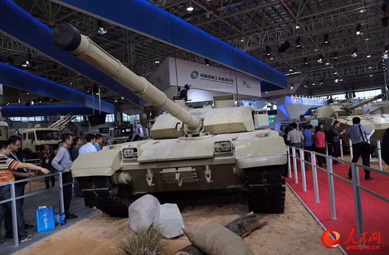 Cũng theo RTA, hợp đồng này trị giá khoảng 150 triệu USD và Thái Lan cũng là quốc gia đầu tiên trên thế giới sở hữu những chiếc xe tăng MBT-3000. Nếu hợp đồng này thành công nhiều khả năng RTA sẽ đặt mua thêm ít nhất 150 chiếc MBT-3000 nữa từ NORINCO nhằm tăng cường khả năng quân sự của nước này.