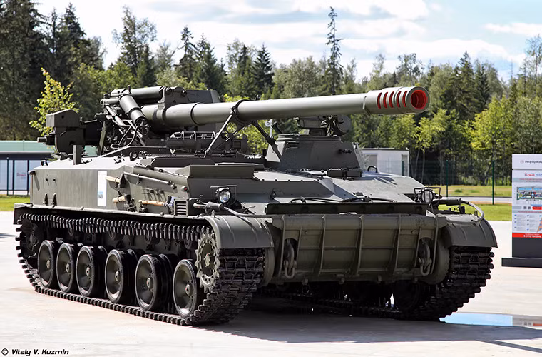 Do sử dụng lựu pháo 2A36 Giatsint-B nên tầm bắn hiệu quả của 2S5 Giatsint-S đạt khoảng 30km và có thể lên tới 40km với đạn tăng tầm.