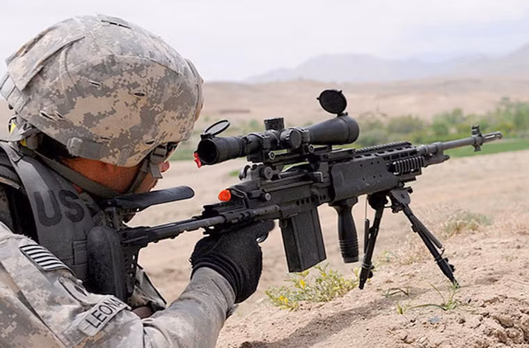 Dù không còn được sử dụng rộng rãi, nhưng dựa trên thiết kế của M14 (tiền thân M21) các công ty chế tạo vũ khí của Mỹ tiếp tục cho ra mắt những dòng súng trường bắn tỉa thế hệ mới. Nổi bật nhất trong số đó có thể kể tới khẩu Mk 14 được các nước quân đội NATO sử dụng khá phổ biến tại chiến trường Iraq và Afghanistan.