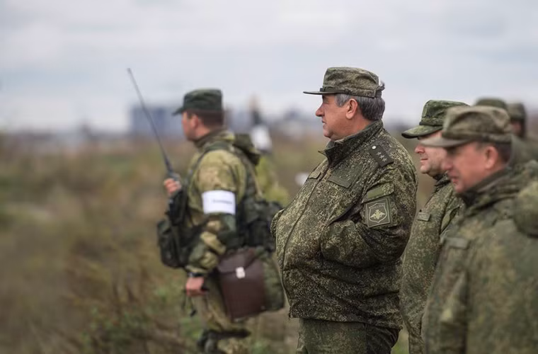 Được biết đợt diễn tập trên của sư đoàn dù 106 được đích thân Phó tư lệnh VDV – Trung tướng Andrew Holzakova chỉ huy và quy mô của đợt diễn tập này sẽ được mở rộng trong thời gian sắp tới. Với sự tham gia của khoảng 3.000 binh sĩ cùng 300 thiết bị quân sự.